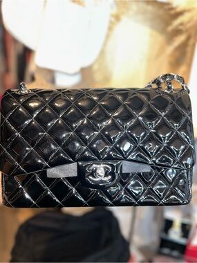 Brand new CHANEL classic flap